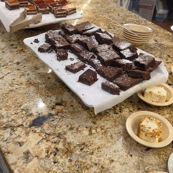 Paradise Buffet - Desserts - Buffets Near Me - Montebello, California Paradise Buffet - Desserts - Buffets Near Me - Montebello, California