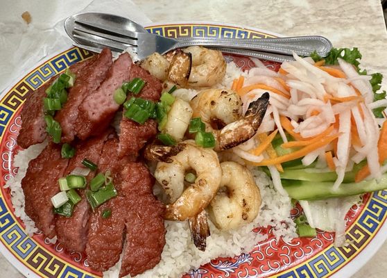 Pho Saigon by null