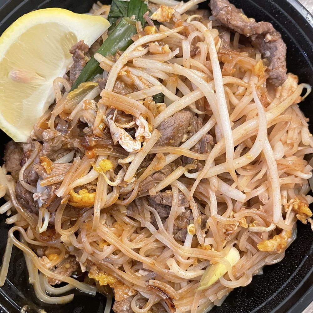 Linjee Thai - Beef pad Thai - Thai Near Me - Alexandria, Virginia Linjee Thai - Beef pad Thai - Thai Near Me - Alexandria, Virginia