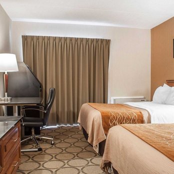 Comfort Inn - Hotels Near Me - Simcoe, Ontario