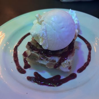 Dada - Lemon olive oil cake - New American Near Me - Delray Beach, Florida