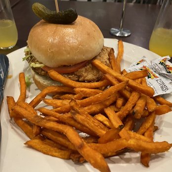 Unconventional Diner - Fried Chicken Sandwich - Breakfast & Brunch Near Me - Washington, DC, District of Columbia Unconventional Diner - Fried Chicken Sandwich - Breakfast & Brunch Near Me - Washington, DC, District of Columbia