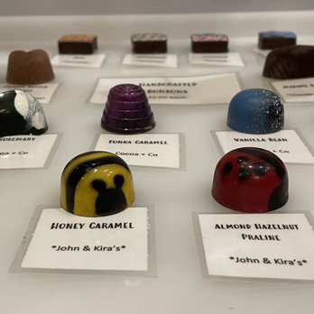 Cocoa + Co - Way too cute - Desserts Near Me - Chicago, Illinois