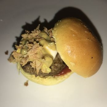 Charles Lindbergh - Mini-Burger vom Route 66 Buffet - Buffets Near Me - Munich, BY
