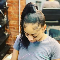 Upstage Beautybar - Ponytail