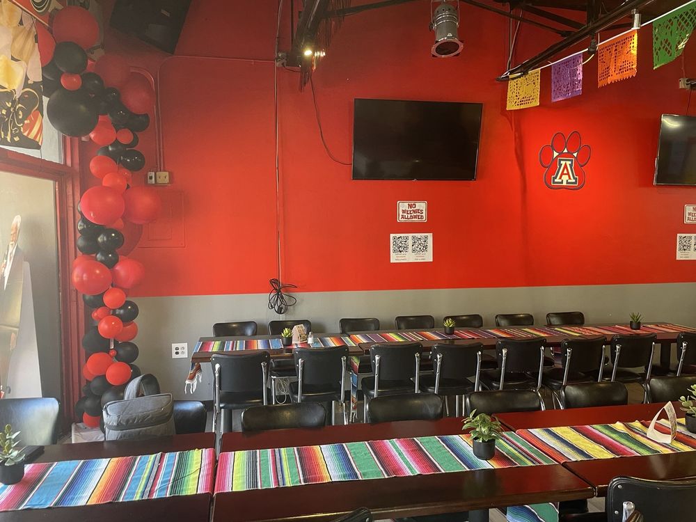 Reds Tacos & More