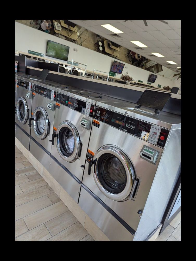 SUPREME LAUNDRY & CLEANERS Updated August 2025 6351 S Desert Blvd