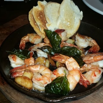 Balboa - Shrimp with garlic appetizer - Italian Near Me - Mandaluyong, NCR