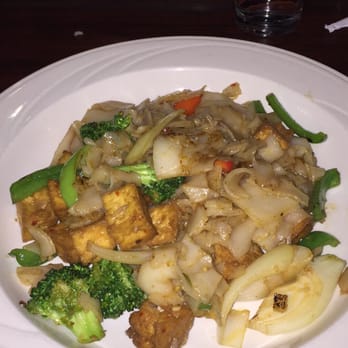 Mai Thai Restaurant - Pad Kee Mao noodles. Perfect amount of heat. - Thai Near Me - Austin, Texas Mai Thai Restaurant - Pad Kee Mao noodles. Perfect amount of heat. - Thai Near Me - Austin, Texas