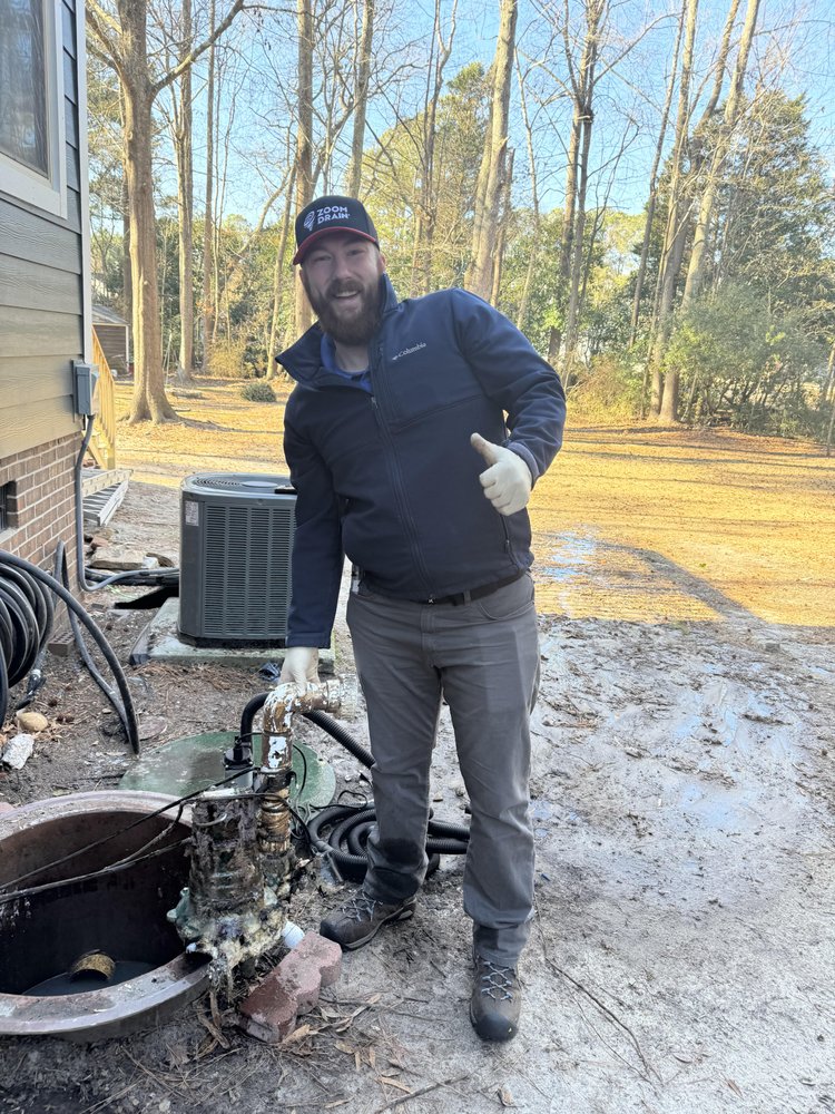 Slide of 3262 S Brightleaf Blvd