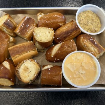 Martin City - Pretzel bites - Burgers Near Me - Kansas City, Missouri Martin City - Pretzel bites - Burgers Near Me - Kansas City, Missouri