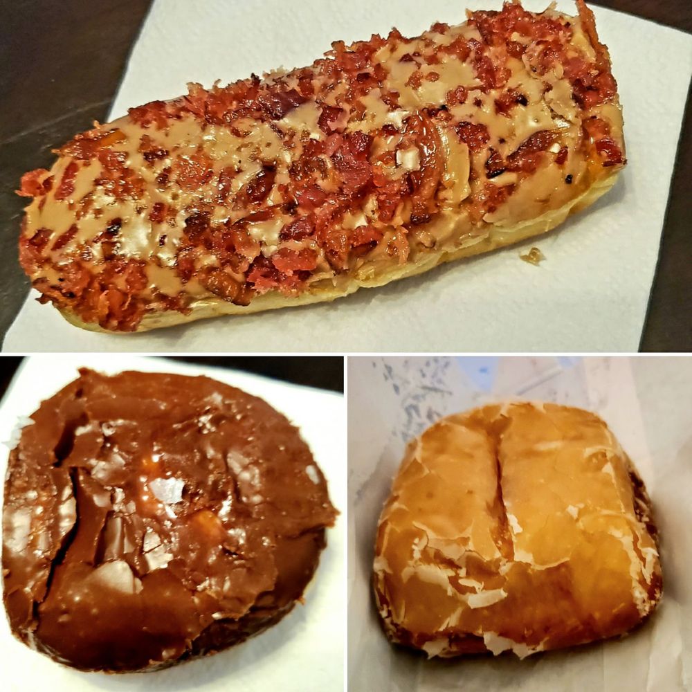 Westernco Donut - Bacon Maple Bar, Chocolate filled with custard cream and filled with Apple. All of so fresh and yummy donuts - Donuts Near Me - Renton, Washington Westernco Donut - Bacon Maple Bar, Chocolate filled with custard cream and filled with Apple. All of so fresh and yummy donuts - Donuts Near Me - Renton, Washington