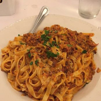 Mulberry Street Babylon - Bolognese - INCREDIBLE - Pizza Near Me - Babylon, New York