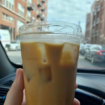 Froth - Iced Vanilla Latte - Cafes Near Me - Chicago, Illinois