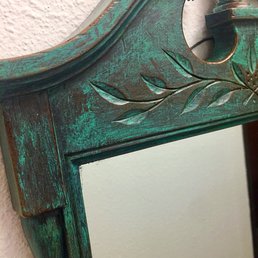 Adorable little Ethan Allen mirror Adorable little Ethan Allen mirror
