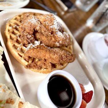 Hearsay Market Square - Chicken and Hearsay Fried Chicken & Waffle - Lounges Near Me - Houston, Texas Hearsay Market Square - Chicken and Hearsay Fried Chicken & Waffle - Lounges Near Me - Houston, Texas