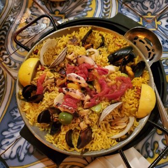 Dali Restaurant & Tapas Bar - Spanish Near Me - Somerville, Massachusetts