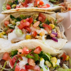 Tres Niños Taqueria - Beef, sweet chili chicken, pork taco