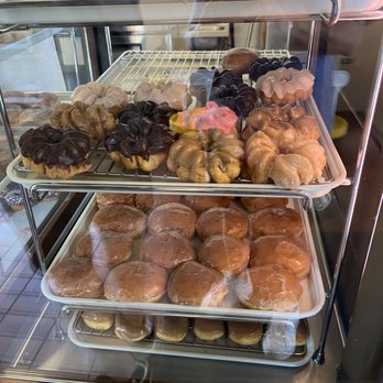 Donut Queen - So pretty - Donuts Near Me - Vacaville, California Donut Queen - So pretty - Donuts Near Me - Vacaville, California