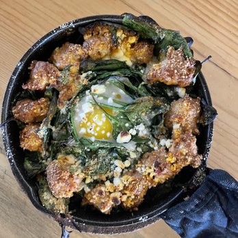 The Fold Craft Pizza + Kitchen - Pizza Skillet - Pizza Near Me - Sunriver, Oregon The Fold Craft Pizza + Kitchen - Pizza Skillet - Pizza Near Me - Sunriver, Oregon