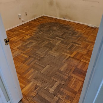 Arbor Hardwood Floors - hardwood flooring in a room - Flooring Near Me Arbor Hardwood Floors - hardwood flooring in a room - Flooring Near Me