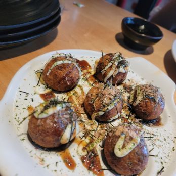 Slurping Turtle - Sushi Bars Near Me - Columbus, Ohio
