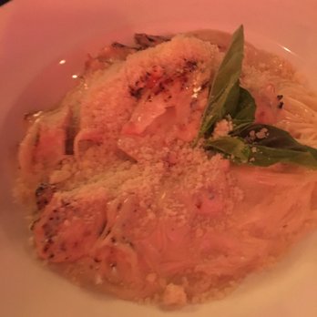 Flavio Restaurant DC - Chicken Alfredo with angel hair noodles - Italian Near Me - Washington, DC, District of Columbia Flavio Restaurant DC - Chicken Alfredo with angel hair noodles - Italian Near Me - Washington, DC, District of Columbia