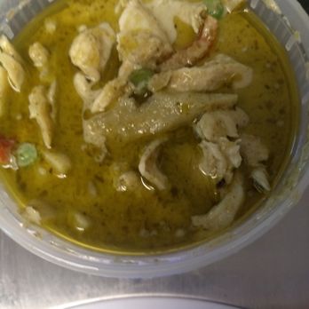 Thai Basil - 17 ounce green curry with chicken - Thai Near Me - Sunnyvale, California