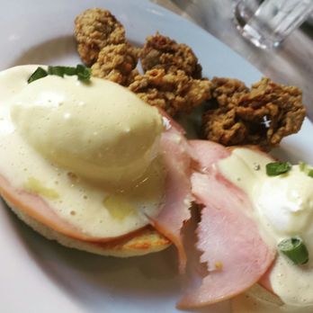 Stanley - Perfect benedict with fried oysters and shrimp - Breakfast & Brunch Near Me - New Orleans, Louisiana Stanley - Perfect benedict with fried oysters and shrimp - Breakfast & Brunch Near Me - New Orleans, Louisiana