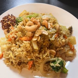 Pineapple Curry Fried Rice