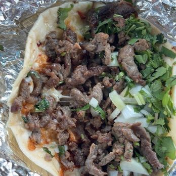 Taqueria El Trompo Mayor - Bistec gringa - Food Trucks Near Me - Austin, Texas Taqueria El Trompo Mayor - Bistec gringa - Food Trucks Near Me - Austin, Texas