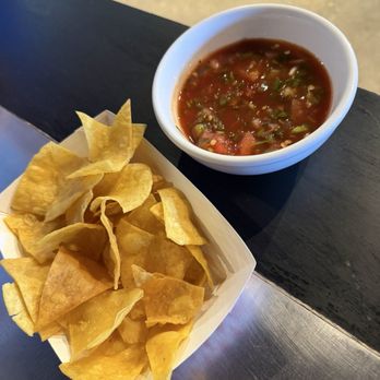 Las Villas Taqueria - Complimentary first basket of chips and salsa. - Mexican Near Me - Rio Rancho, New Mexico Las Villas Taqueria - Complimentary first basket of chips and salsa. - Mexican Near Me - Rio Rancho, New Mexico