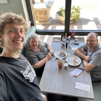 Broken Yolk Cafe - Breakfast & Brunch Near Me - Chandler, Arizona Broken Yolk Cafe - Breakfast & Brunch Near Me - Chandler, Arizona