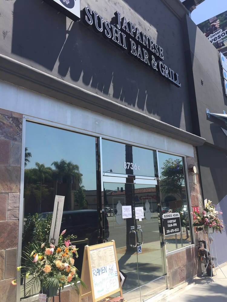 Kanpai Japanese Sushi Bar & Grill 2