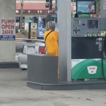 Sinclair Gasoline - Happy customer. - Gas Stations Near Me - Chula Vista, California Sinclair Gasoline - Happy customer. - Gas Stations Near Me - Chula Vista, California