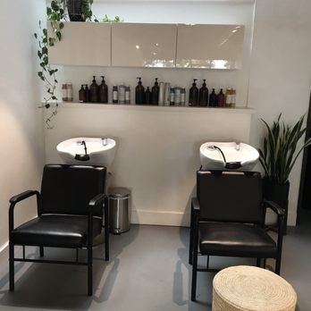 Marlene Does Hair - Hair wash station - Hair Stylists Near Me Marlene Does Hair - Hair wash station - Hair Stylists Near Me