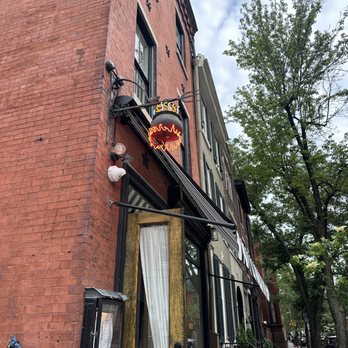 Friday Saturday Sunday - Exterior - New American Near Me - Philadelphia, Pennsylvania Friday Saturday Sunday - Exterior - New American Near Me - Philadelphia, Pennsylvania