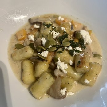 Metro Lafayette - Gnocchi - New American Near Me - Lafayette, California