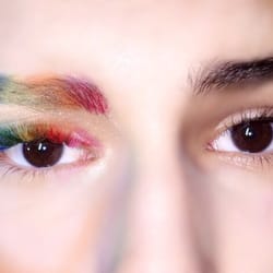 Design Her Eyes - Classic brown/black on the right side. Volume rainbow on the left