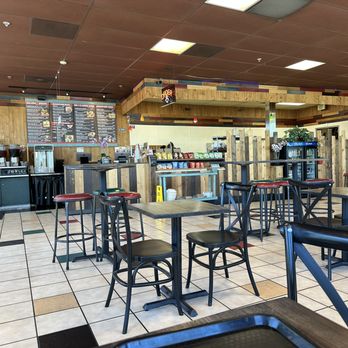MoMo’s - Interior - Sandwiches Near Me - Santa Rosa, California MoMo’s - Interior - Sandwiches Near Me - Santa Rosa, California