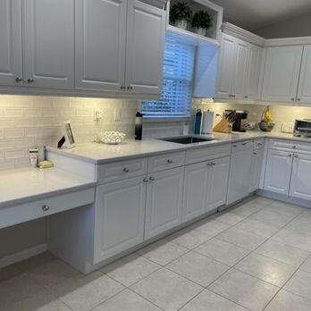 Grandview Kitchens - New quartz countertop - Cabinetry Near Me - Royal Palm Beach, Florida