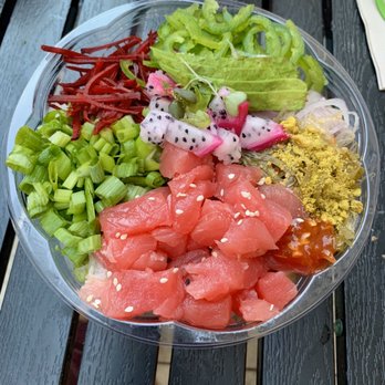 Raleigh Raw Juice Bar & Cafe - Custom Poke bowl: Hustle (spicy), with half and half rice and salad base, with tuna as protein! - Juice Bars & Smoothies Near Me - Raleigh, North Carolina
