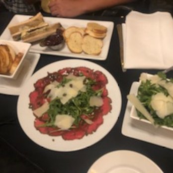 Von's Steak House & Oyster Bar - Wagyu beef and bone marrow @vons - Seafood Near Me - Edmonton, Alberta Von's Steak House & Oyster Bar - Wagyu beef and bone marrow @vons - Seafood Near Me - Edmonton, Alberta
