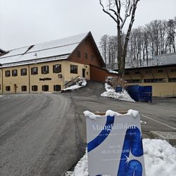 Mangfallblau