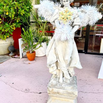 Dora Mae Jewelry - The angel outside the store - Jewelry Near Me - Orlando, Florida Dora Mae Jewelry - The angel outside the store - Jewelry Near Me - Orlando, Florida