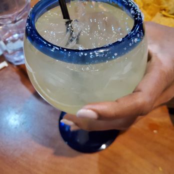 Los Laureles - Lime margarita 16oz - Mexican Near Me - Des Moines, Iowa Los Laureles - Lime margarita 16oz - Mexican Near Me - Des Moines, Iowa