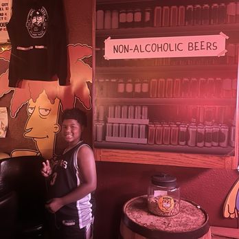 Nickel City - Dive Bars Near Me - Austin, Texas Nickel City - Dive Bars Near Me - Austin, Texas