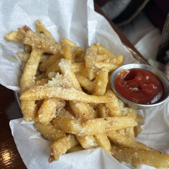 Chef Geoff's West End - Parmesan fries - New American Near Me - Washington, DC, District of Columbia