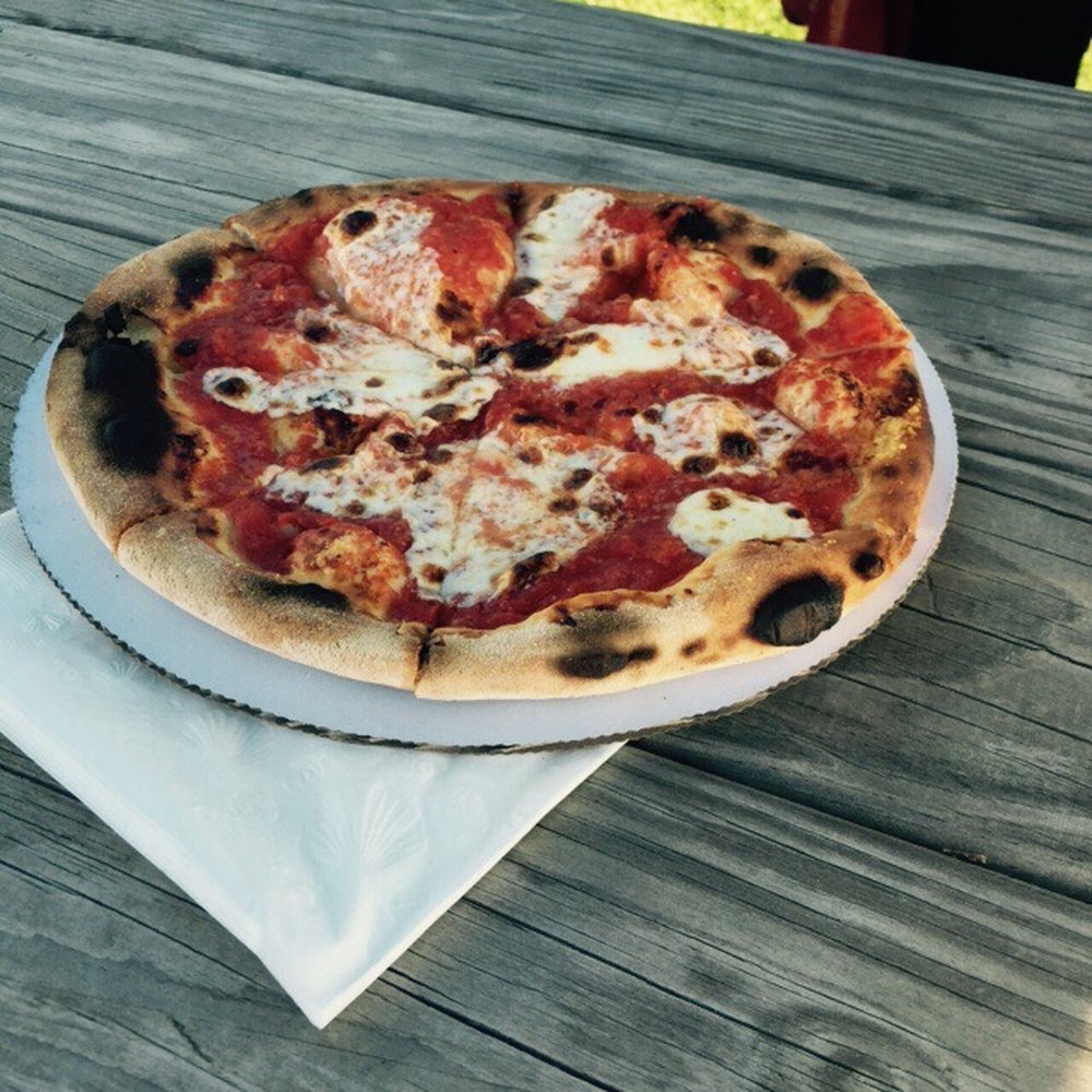 Palmer Vineyards - Margherita pizza to eat while you drink - Wineries Near Me - Aquebogue, New York Palmer Vineyards - Margherita pizza to eat while you drink - Wineries Near Me - Aquebogue, New York