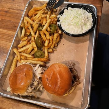 Q-BBQ - A la Carte Sliders - Barbeque Near Me - Naperville, Illinois